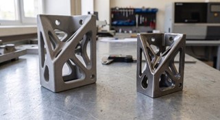 Термический пост-процессинг и усадка при Metal Binder Jetting